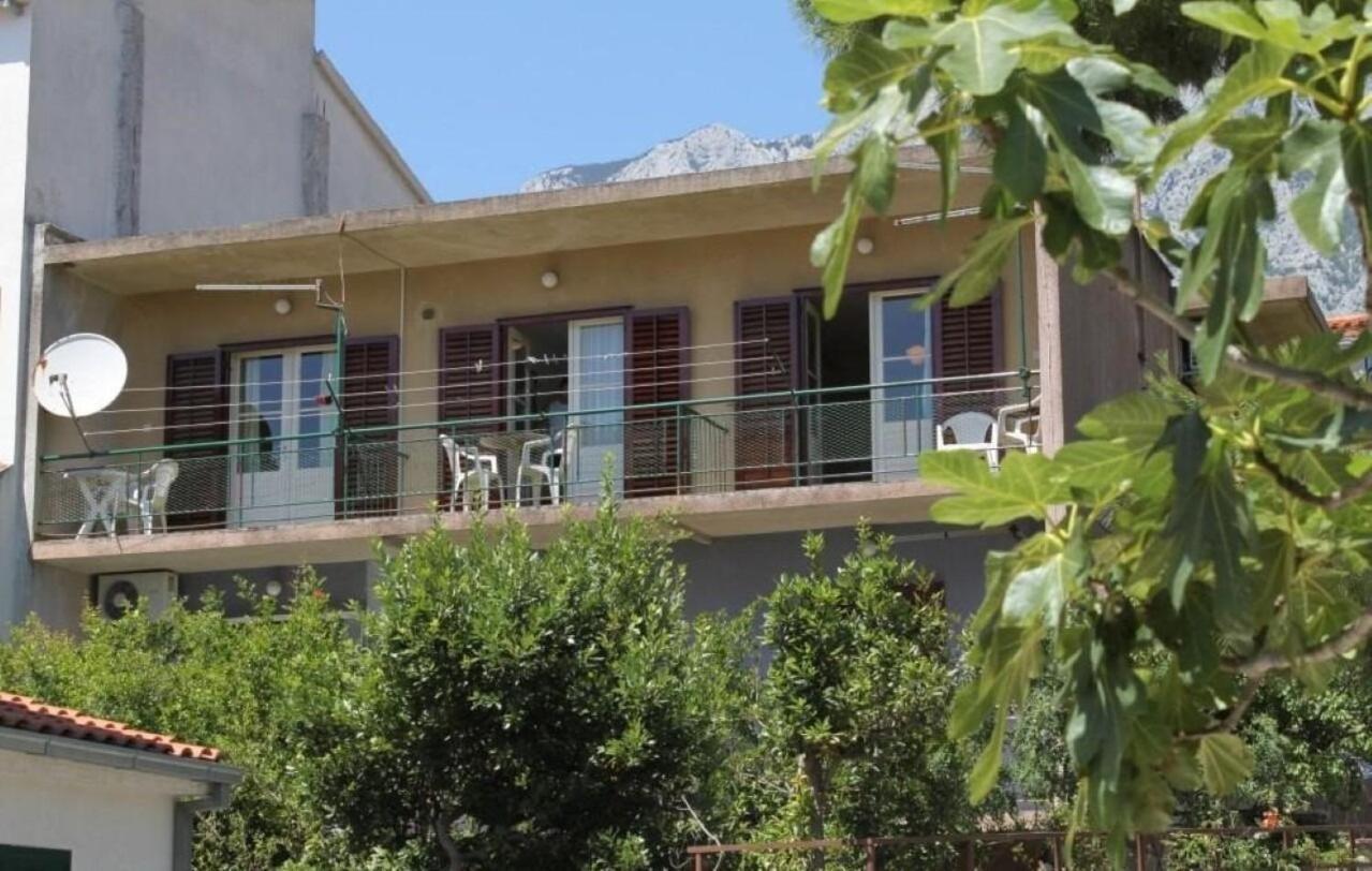 מאקרסקה Apartment Fila - Large & Close To The Beach מראה חיצוני תמונה